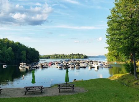 Sunset Bay Vacation Resort— RV Park & Marina