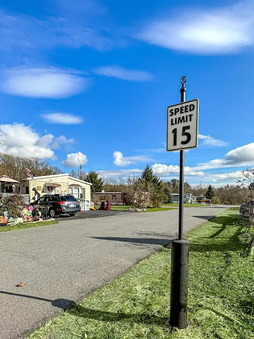 Hyspot Mobile Home Park Picture 6