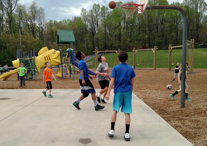 Adventure Bound Camping Resorts - Eagles Peak Picture 10