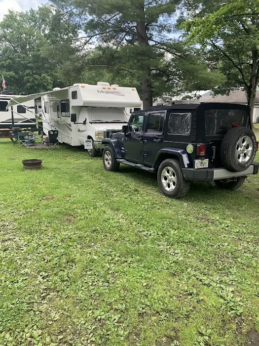 Pine Crest Campground Picture 9