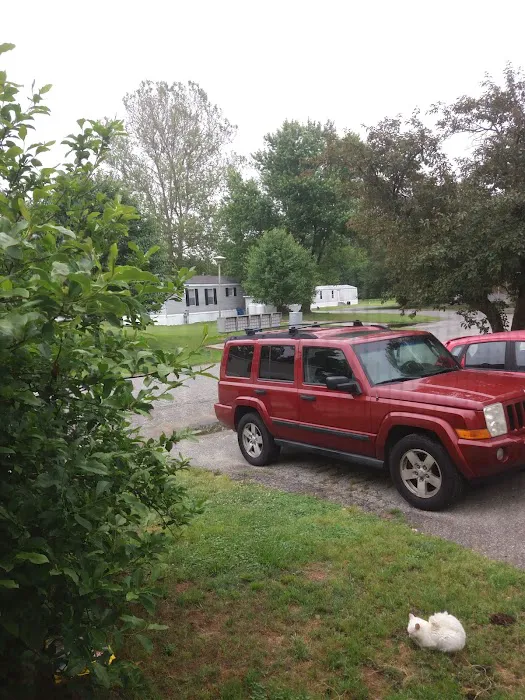 Lake Forest Mobile Estates Picture 1