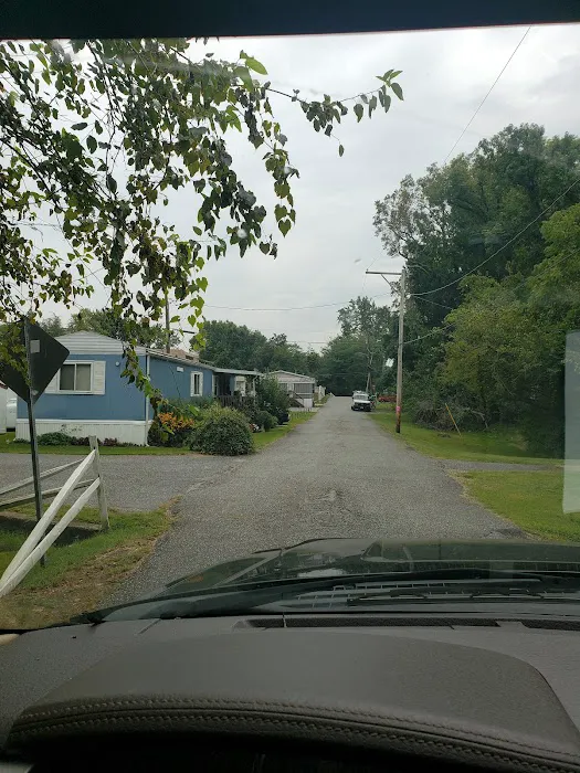 Penwood Mobile Home Park Picture 9