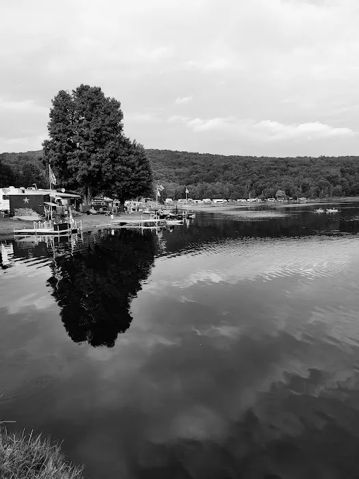 Lake Timberline Picture 2