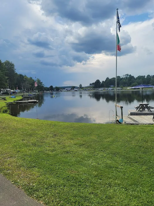 Lake Timberline Picture 3