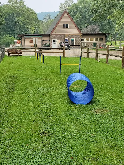 Rustic Creek Family Campground Picture 6