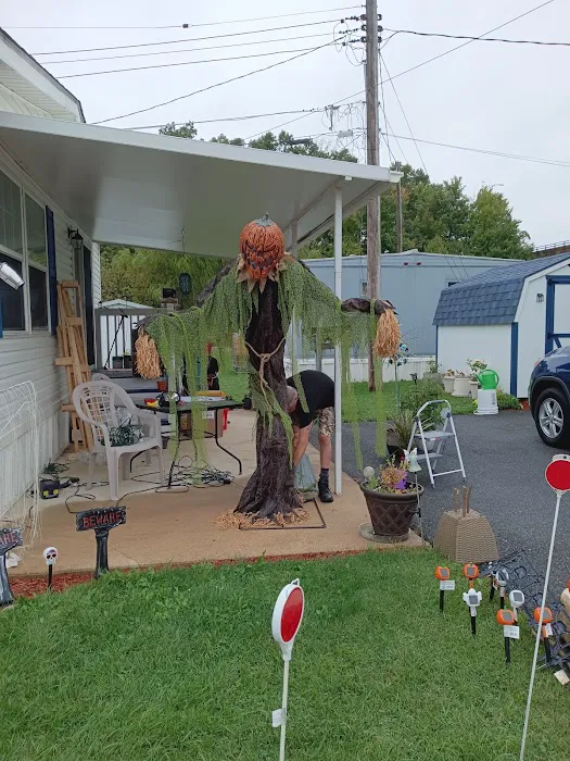 Briarwood Mobile Home Estates Picture 2