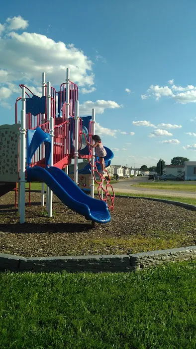 Williams Estates and Peppermint Woods Picture 3