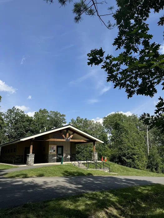 Thompson's Lake Campground Picture 5