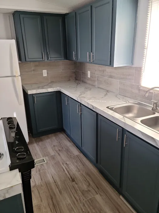 Liberty Mobile Home Park Picture 4
