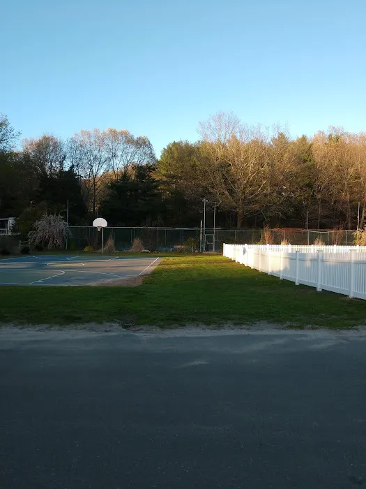 Riverdale Farm Campsite Picture 7