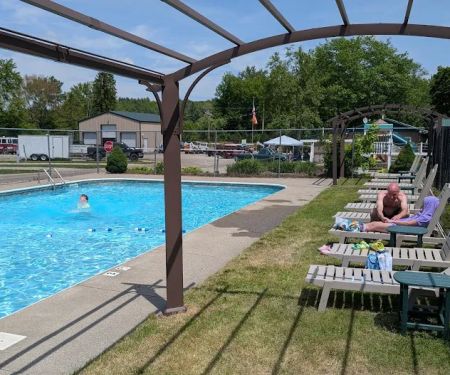 Northampton / Springfield KOA Holiday