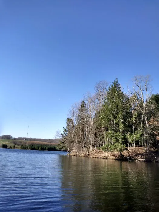 Millbrook Reservoir Picture 6