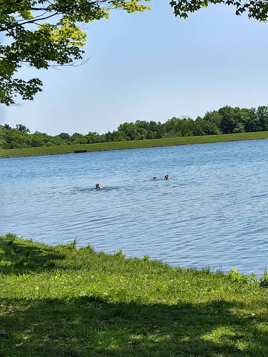 Millbrook Reservoir Picture 9