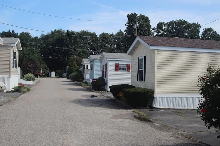Lincoln Mobile Estates Housing Cooperative Picture 1