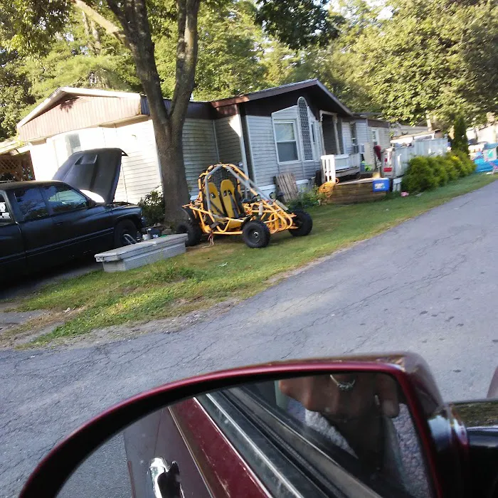 Kayadeross Acres Community Picture 3