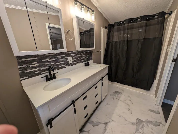 Twin Ponds Manufactured Housing Community Picture 1