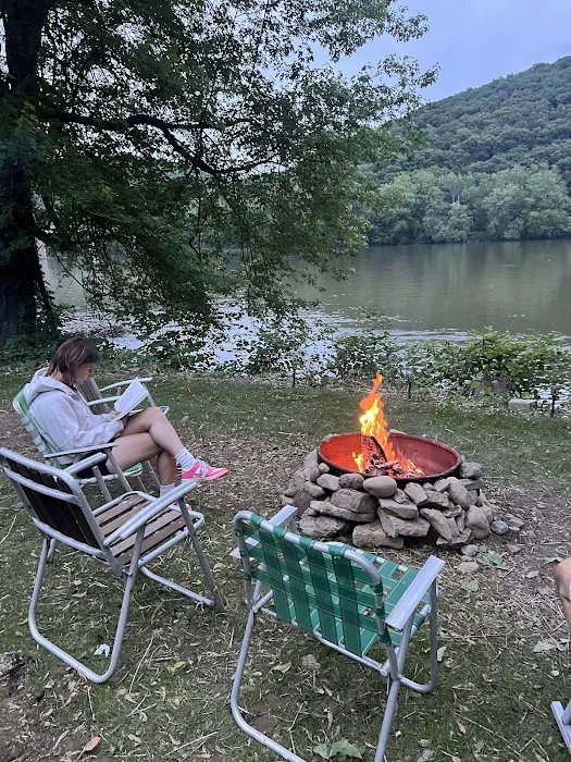 Dockside Campground Picture 3
