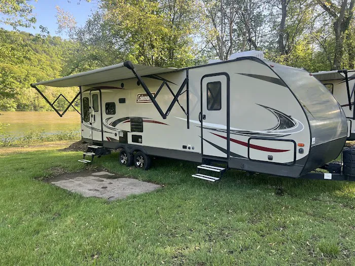Dockside Campground Picture 4
