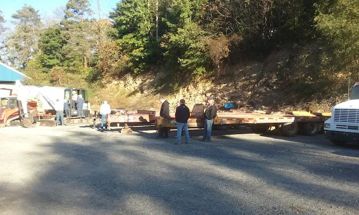 Ideal Park Campground Picture 6