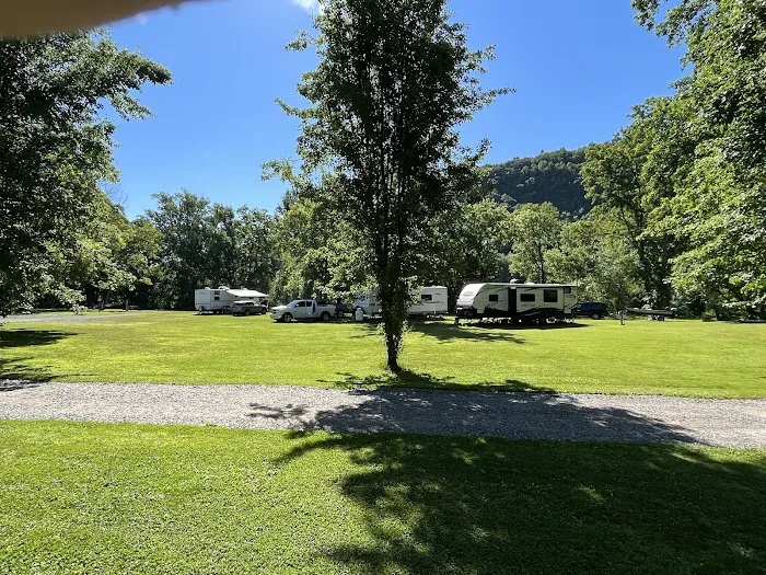 Endless Mountain Campground Picture 3