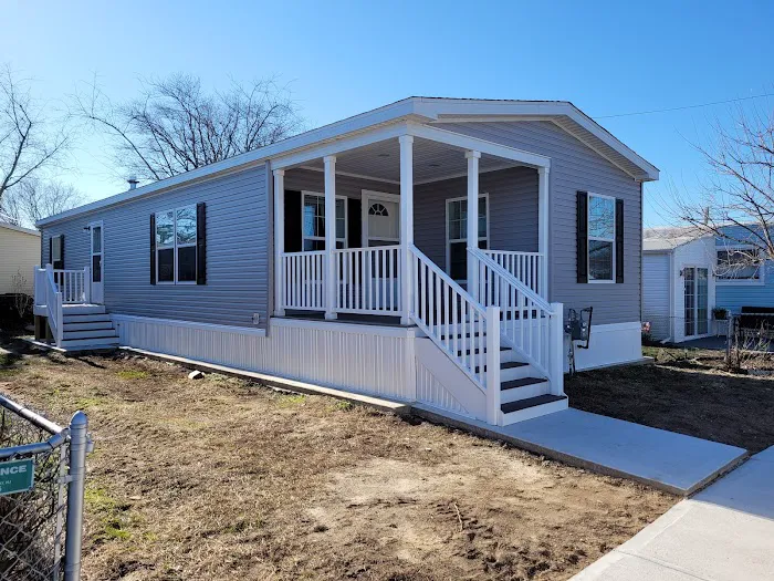 Grande Woods South Manufactured Home Community Picture 6