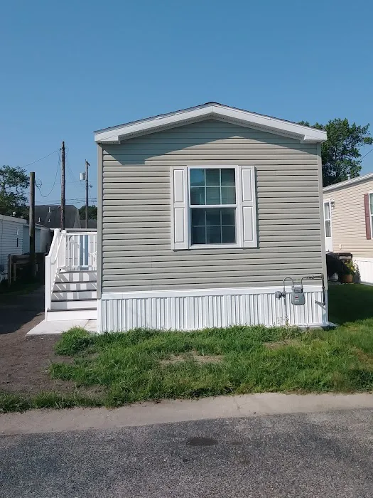 Grande Woods South Manufactured Home Community Picture 10