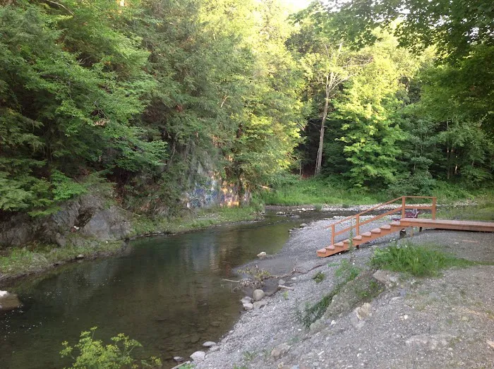 Aqua Vista Valley Campgrounds Picture 4