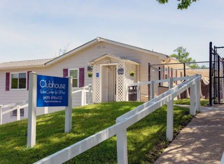 Pinewood Estates Manufactured Home Community