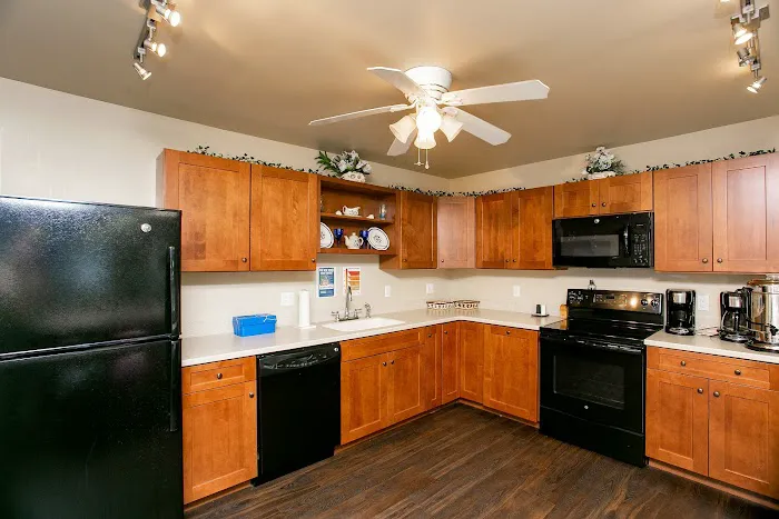 Pinewood Estates Manufactured Home Community Picture 5