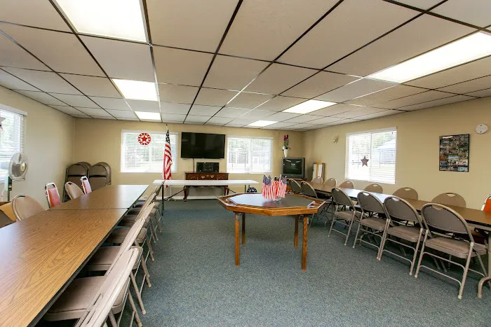 Pinewood Estates Manufactured Home Community Picture 7