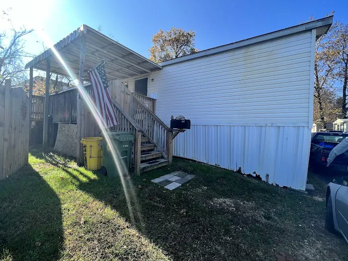 Frank & Bill's Trailer Park Picture 1