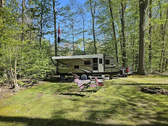 Waters Edge Family Campground Picture 5