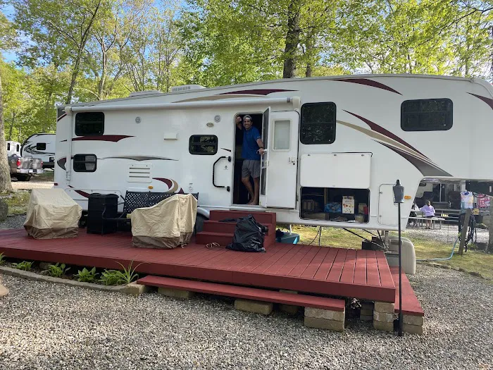 Witch Meadow Lake Campground Picture 9