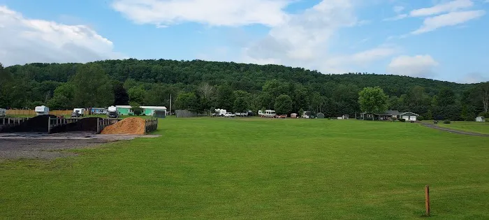 Alpine Clippers / Sunrise Seasonal Campground Picture 3