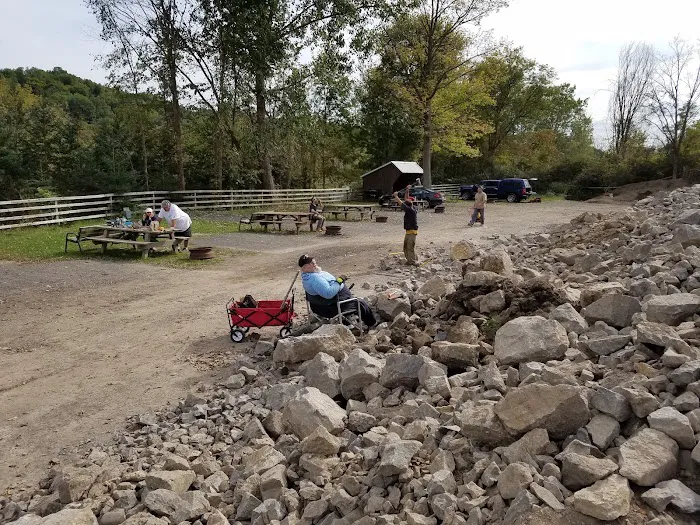 Ace of Diamonds Mine & Campground Picture 5