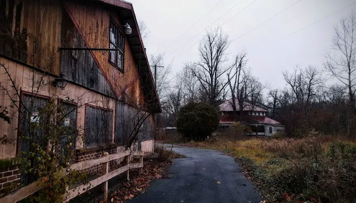Williams Grove Mobile Home Park Picture 1