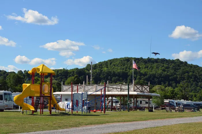 Cider House Campground Picture 4