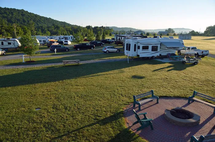 Cider House Campground Picture 5