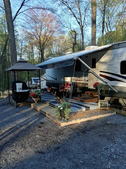 Pinch Pond Family Campground Picture 5