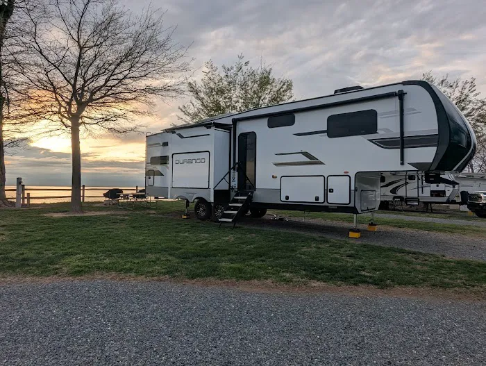 Bayshore Campgrounds Picture 3