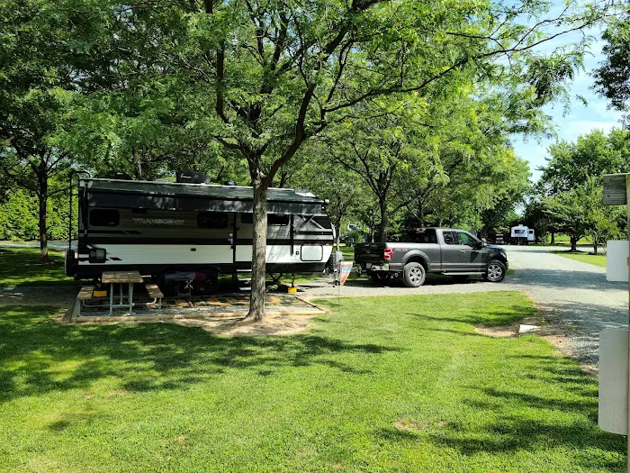 Bayshore Campgrounds Picture 5