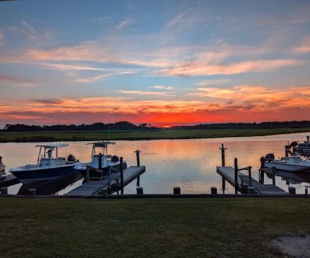 Steamboat Landing LLC