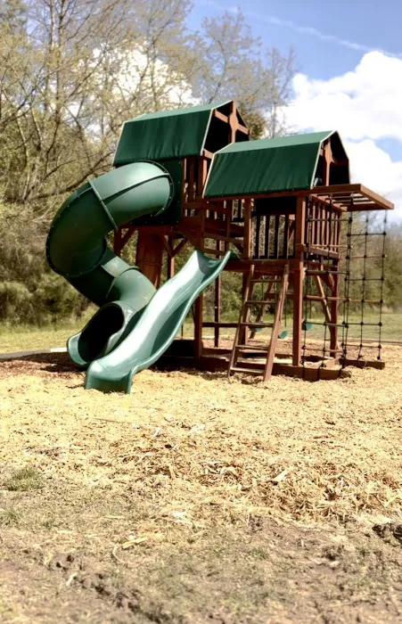 G & R Recreation Campground Picture 1