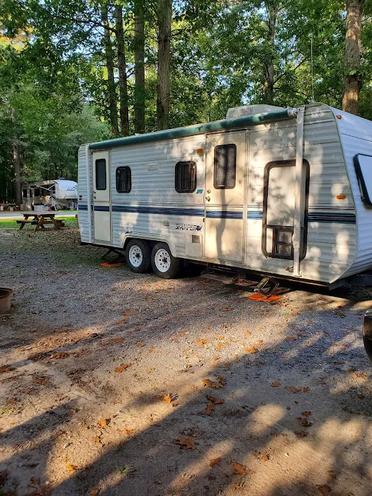G & R Recreation Campground Picture 6