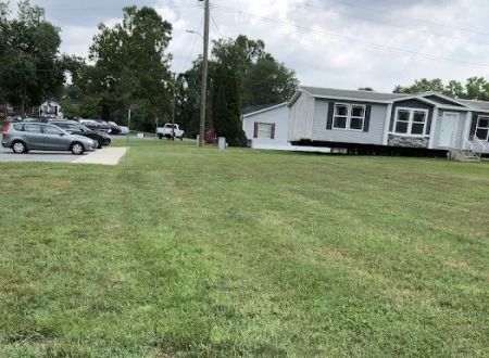 Holiday Mobile Estates