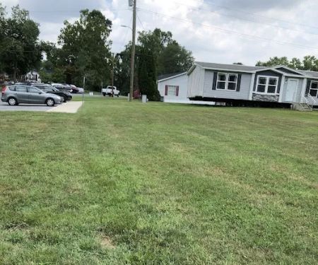 Holiday Mobile Estates