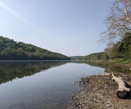 Riverside Acres