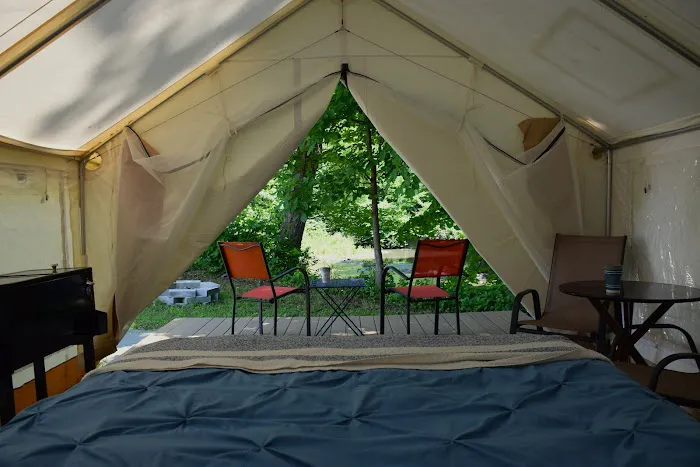 Peyper Fields Creekside Camp Picture 3