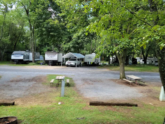 Western Village RV Park Picture 5