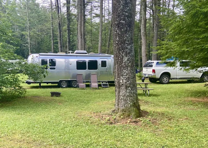 Whispering Pines Campsites & RV Park Picture 1